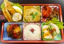 豪華6マス中華弁当　￥2315