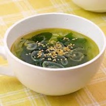 わかめスープ(1L)2,300円　(10人前)予約制