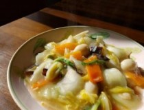 中華丼　(30人前～)(1人前1,200円・税抜)予約制