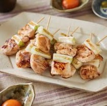 ねぎ間串　鳥　タレ(1本)185円