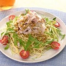 豚しゃぶと野菜の冷やしパスタ(麺つゆ)(30人前～)(1人前1,400円・税抜)　予約制
