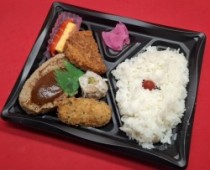 運動会弁当　926円(税抜)