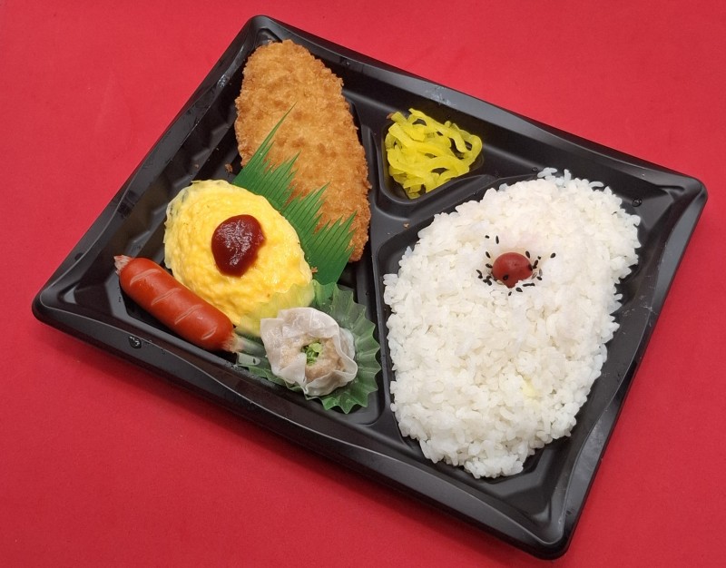 白身フライ弁当　741円(税抜)
