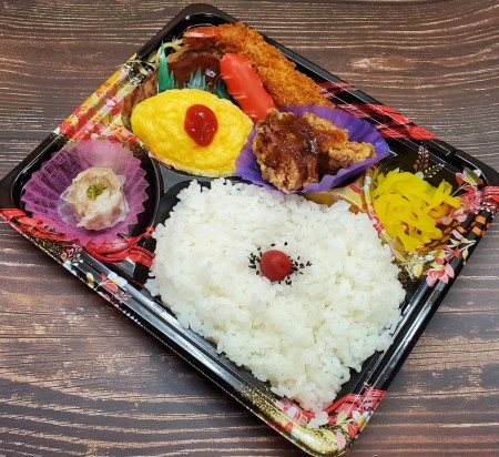 おまかせ弁当￥825