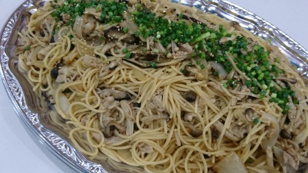 山盛り和風きのこパスタプレート(10人前)　5556円(税抜)